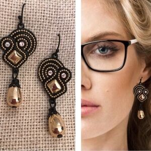 NWT Elegant Gold and Black Dangle Earrings